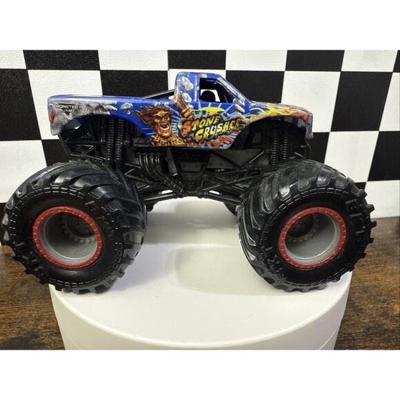 Monster Jam Truck Stone Crusher Monster Truck Scale 1:64 Spin Master Diecast Toy - Picture 4 of 9